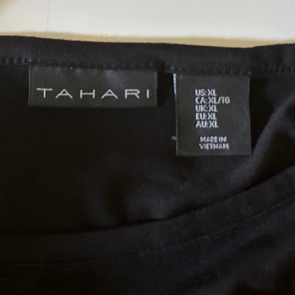 Tahari criss-cross sleeve top - Picture 3 of 4